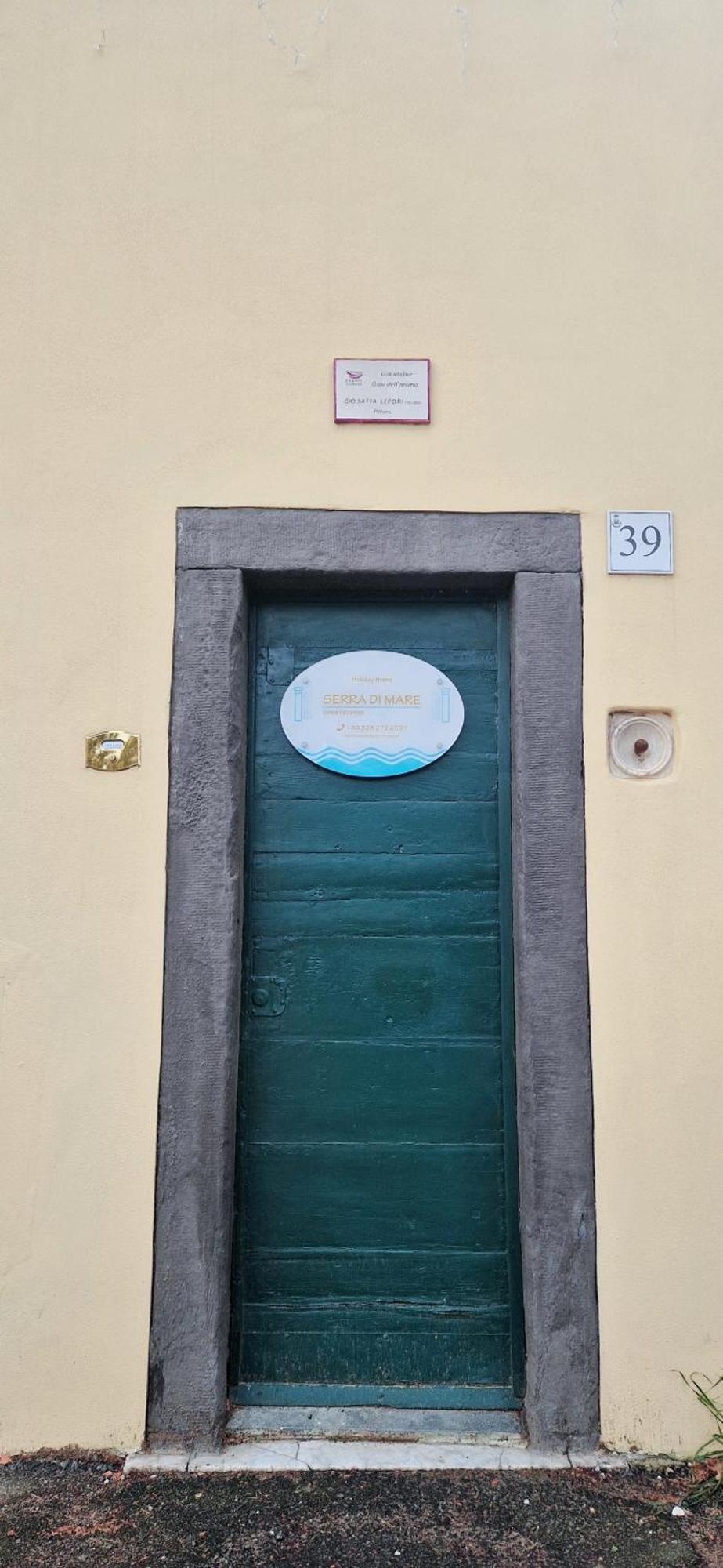 Serra Di Mare Casa Con Giardino Ліворно Екстер'єр фото